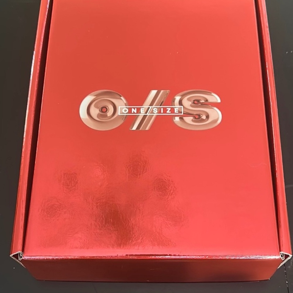 *RARE* One/Size PR box of GO OFF Dissolving makeup mist
